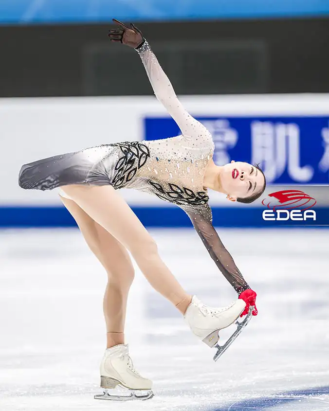 Ice Gallery Skates U.S.